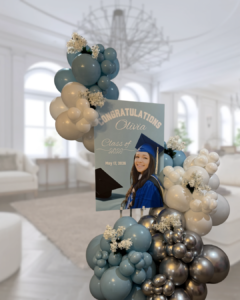 Graduation Easel + Balloon Garland